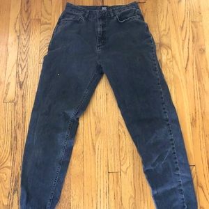 BDG High-Waisted Mom Jean Washed Black Denim Sz 29